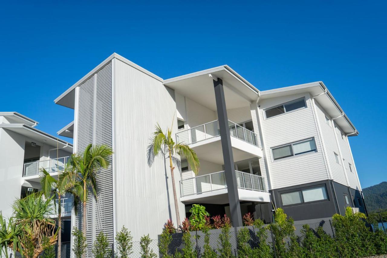 Harbour Cove Hotel Airlie Beach Exterior photo